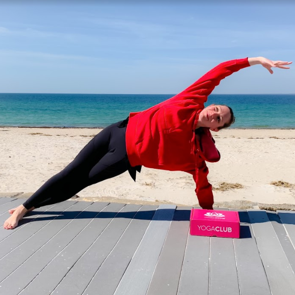 What Should You Bring to Yoga Class?